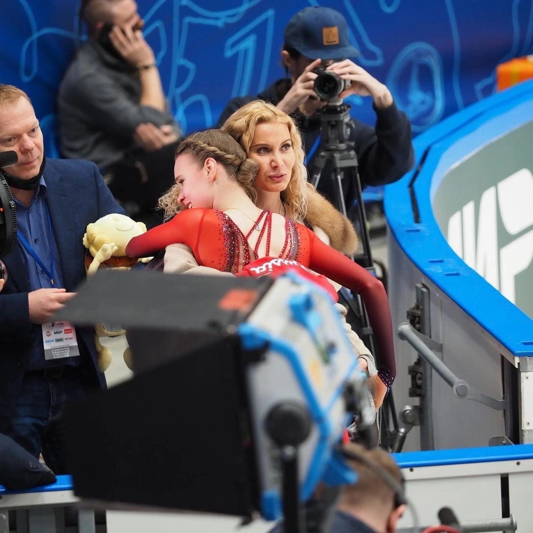 Один из самых запоминающихся моментов в ФКР 2021. Майе Хромых покоряются два четверных прыжка. Фото из открытых источников.