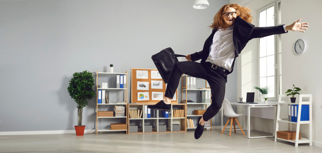 48 % россиян поддерживают идею четырехдневной рабочей недели Фото: © Studio Romantic / Shutterstock / FOTODOM
