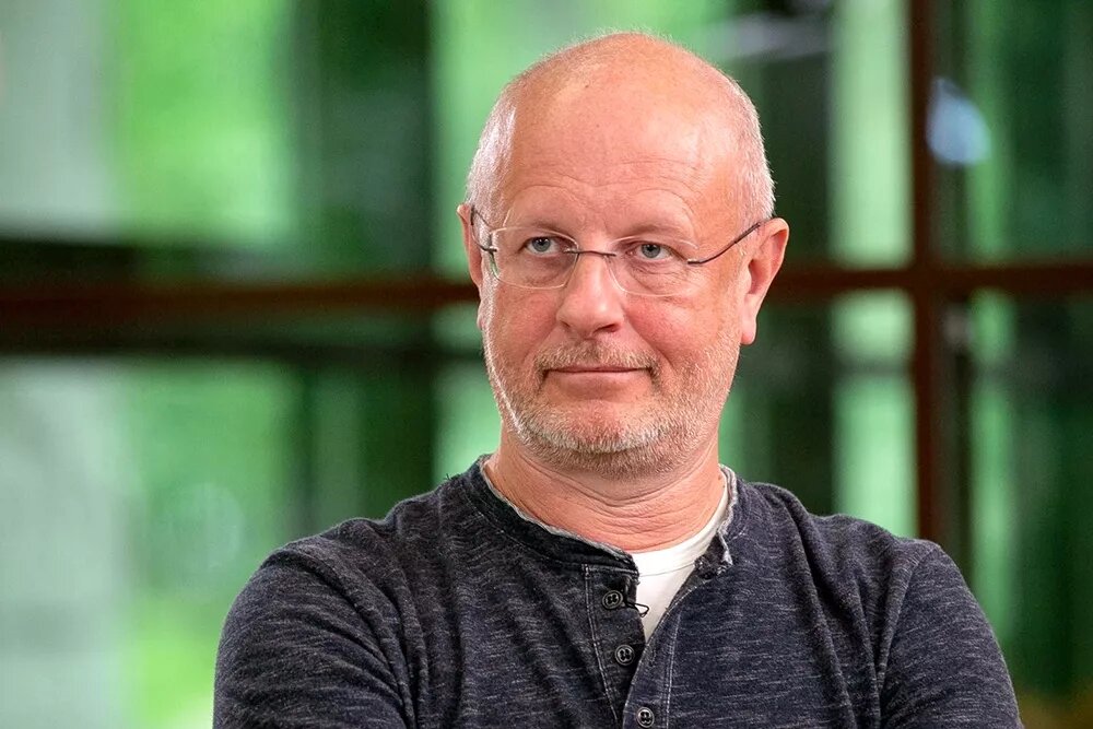 НЕОСОВЕТСКИЙ ПАНОПТИКУМ ТЕ, КТО ТЯНУТ НАС "НАЗАД К ЛЕНИНУ": Захар Прилепин (он ж