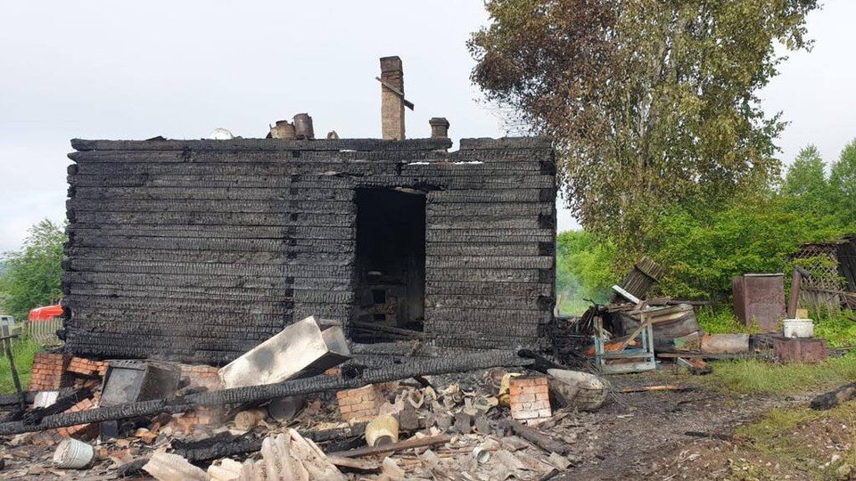     Все хозяйство выгорело дотла, так как о пожаре сообщили поздно  Прокуратура Хабаровского края