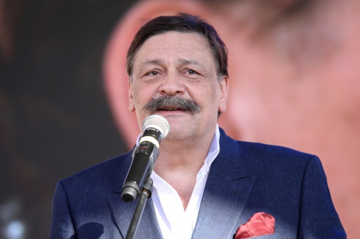    Уехавший из РФ артист Назаров отказался отправлять деньги ВСУ