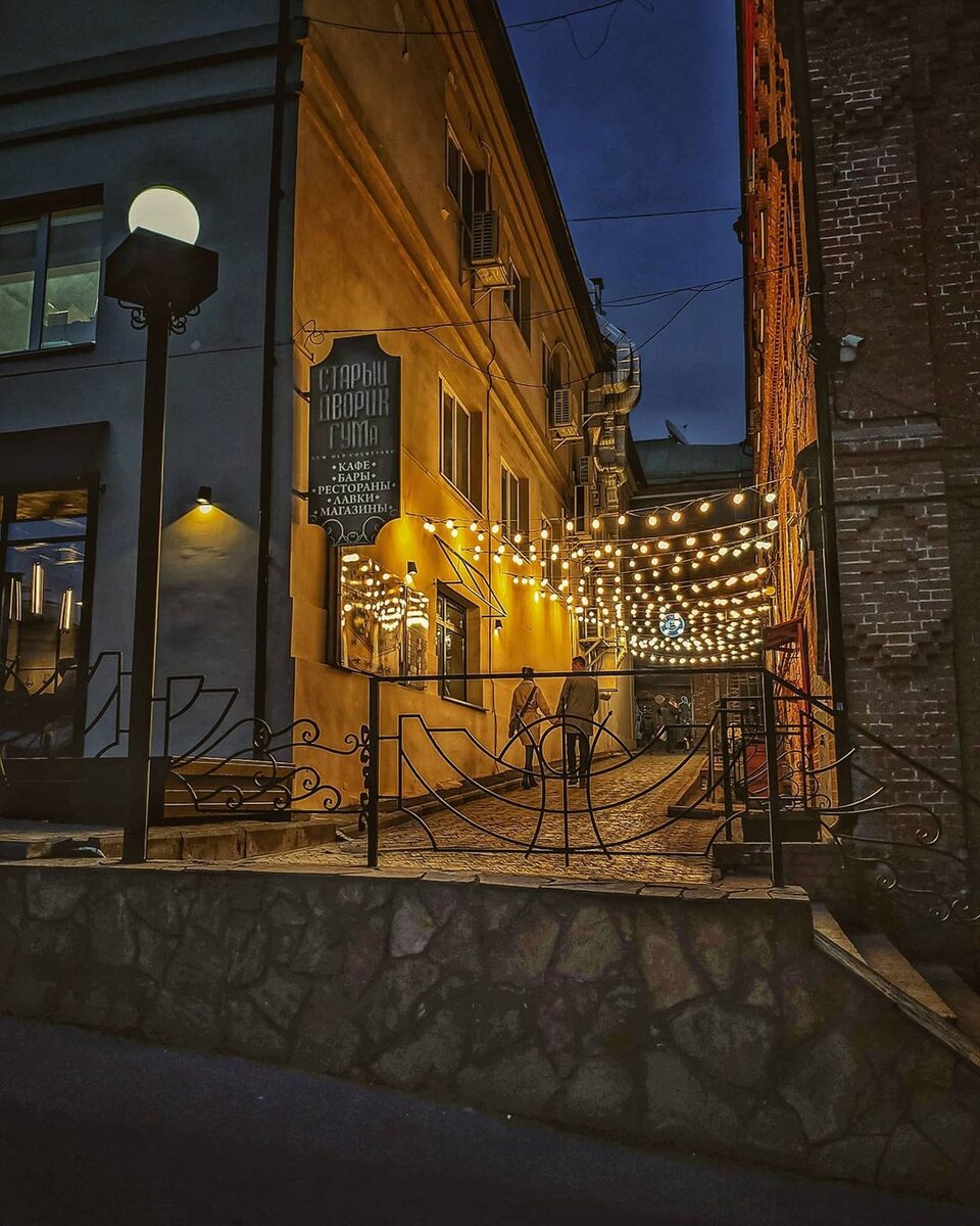 6 место: старый дворик ГУМа