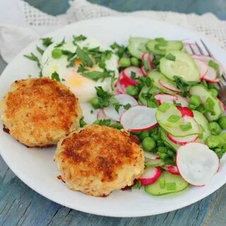 Рыбные котлеты с овощами - это вкусное и полезное блюдо, которое легко приготовить дома.