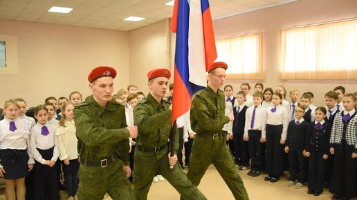 В Котовской Школе-ЭКОТЕХ открыли «Парту Героя» в честь погибшего в ходе СВО гвардии прапорщика Алексея Бабина