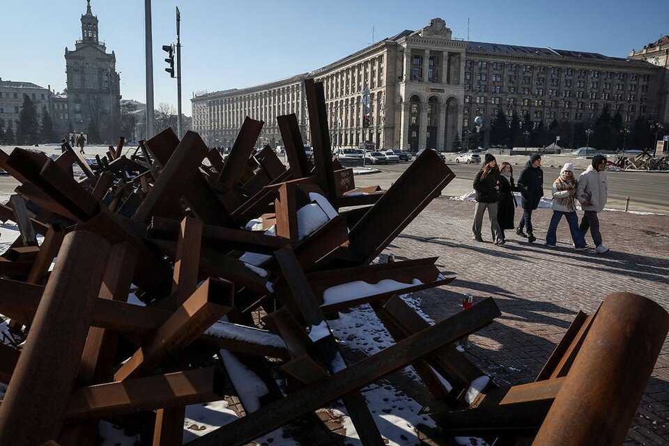     Воздушная тревога объявлена по всей Украине уже третий раз за 7 марта 2023 года  REUTERS