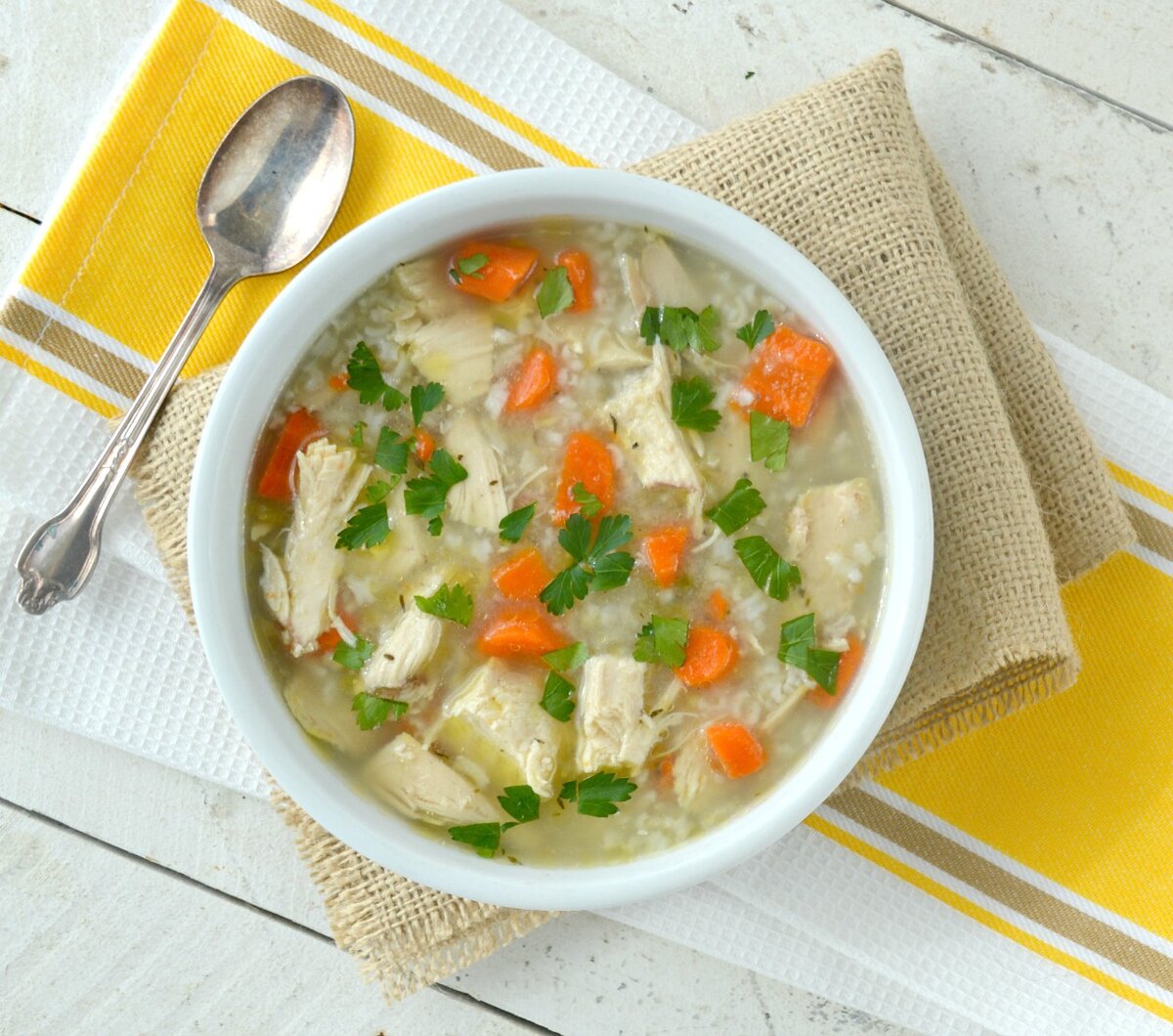 Рисовый суп. Куриный рисовый суп. Рисовый суп с курицей и картошкой. Для супа. Мастава с рисом.