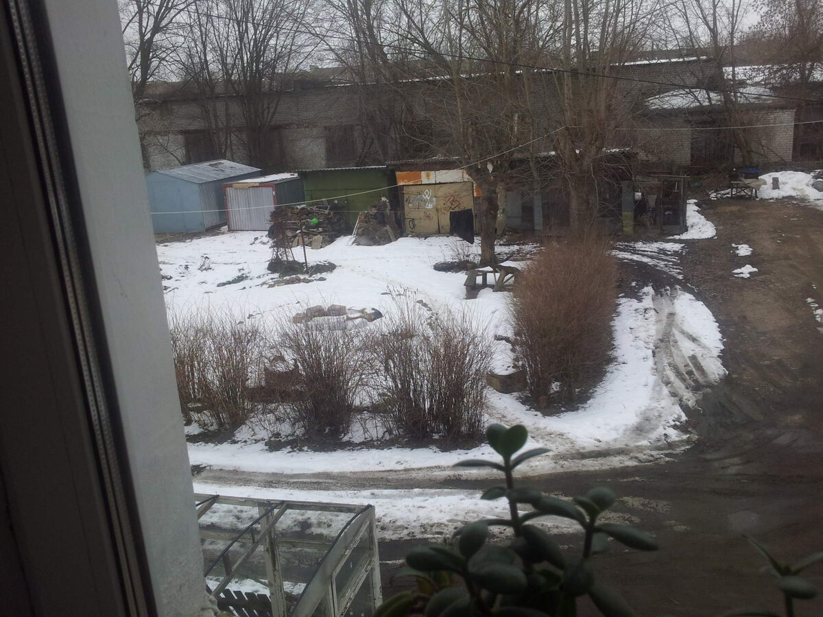 Нищенка из захолустья дзен канал. Бедная девушка. Нищенка из захолустья. Нищенка из захолустья. Нищенка из захолустья.