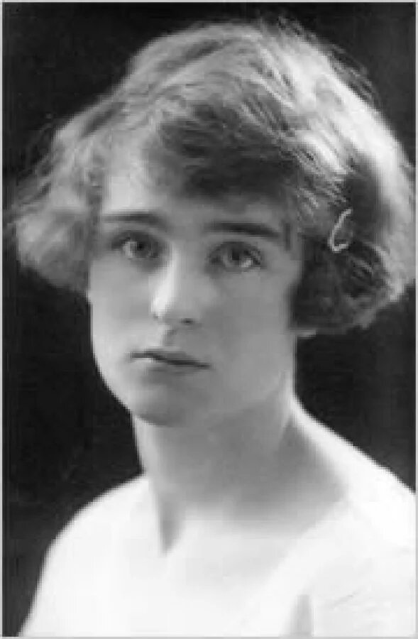 Очаровательная писательница