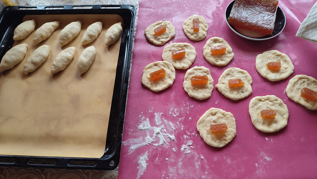 В процессе изготовления мини пирожков😊