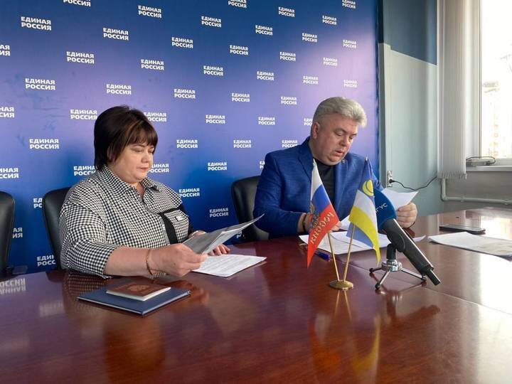     Фото: Оксана Тришкина, Владимир Ведерников.