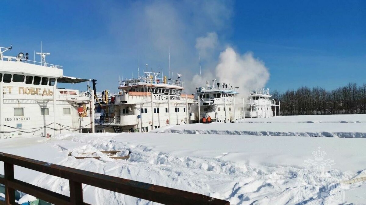     Сухогруз загорелся на Волге в Нижегородской области. Об этом сообщает пресс-служба приволжской транспортной прокуратуры.