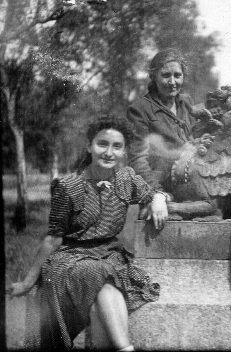 ЗалозинаТ. В., студентка.~1946-7 гг.