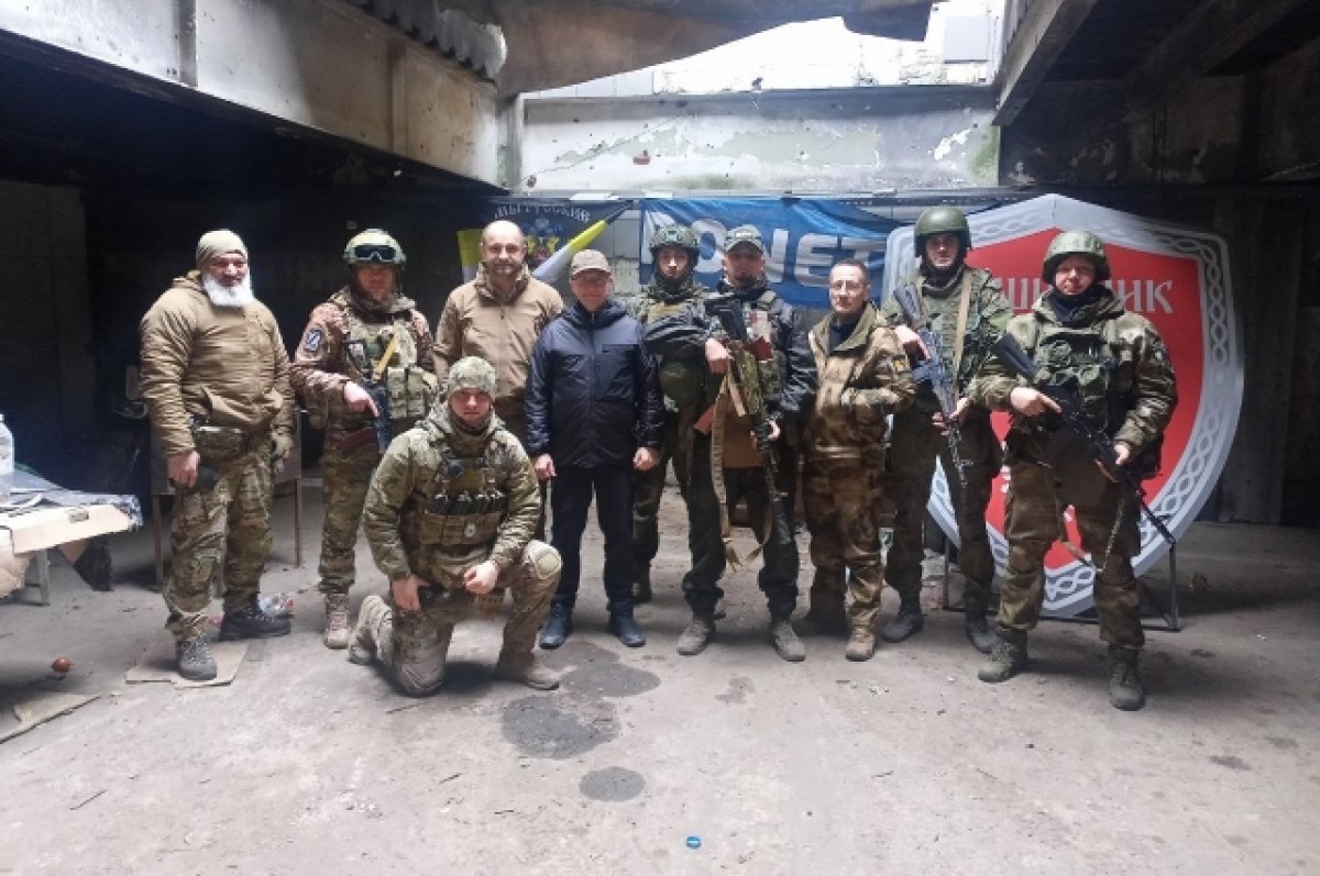    Кириенко встретился с бойцами батальона «Спарта» в ДНР