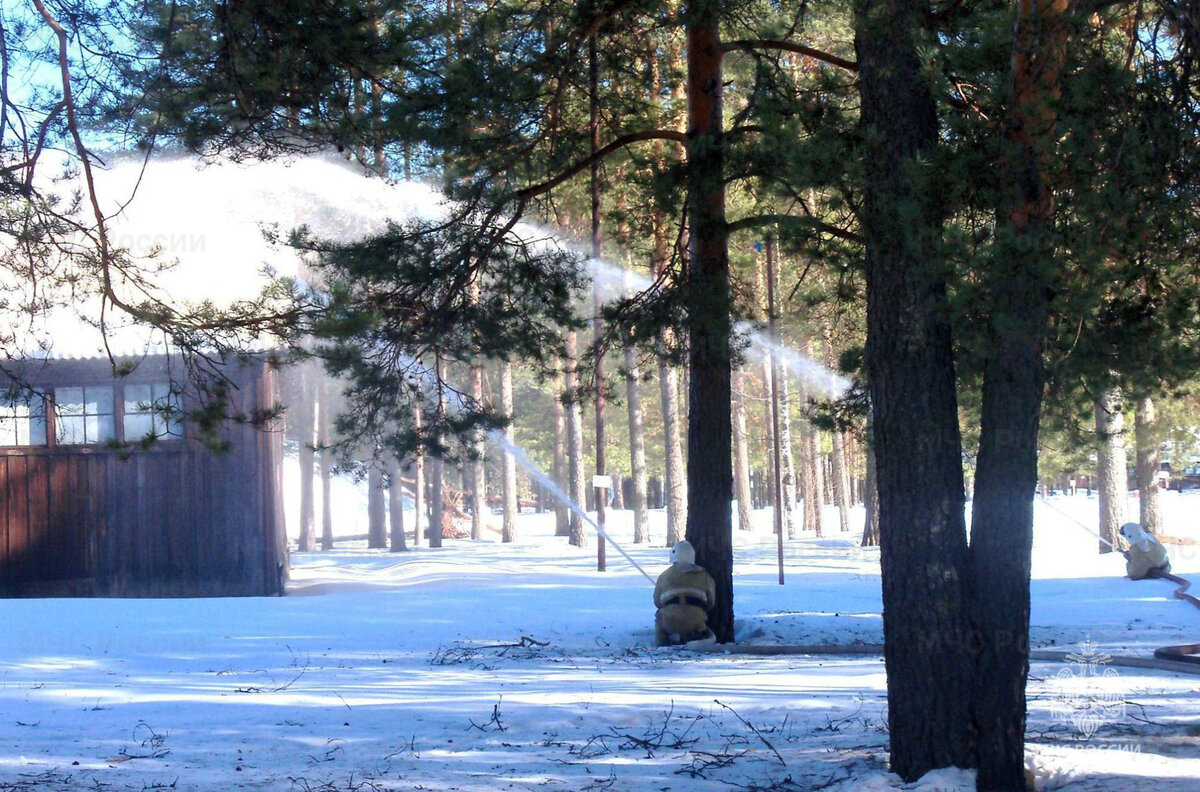 Сотрудники Главного управления МЧС России по Костромской области оценили готовность к пожароопасному сезону личного состава ведомственной пожарной охраны Костромской области.