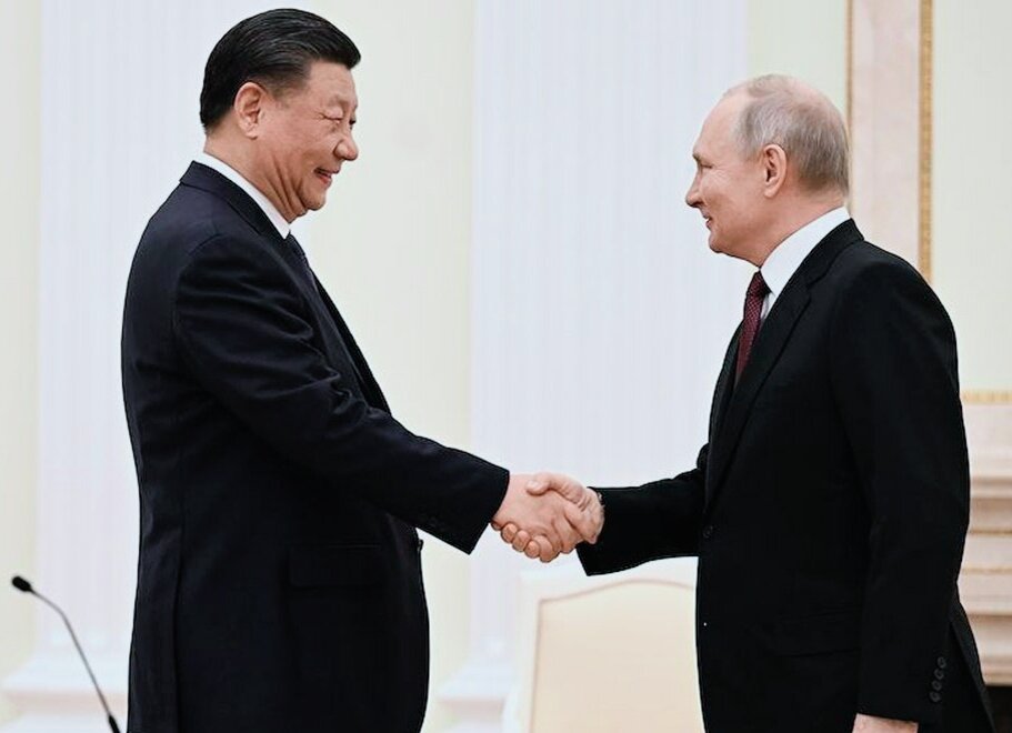 Из открытых источников в интернете. Си Дниньпин и Владимир Путин.