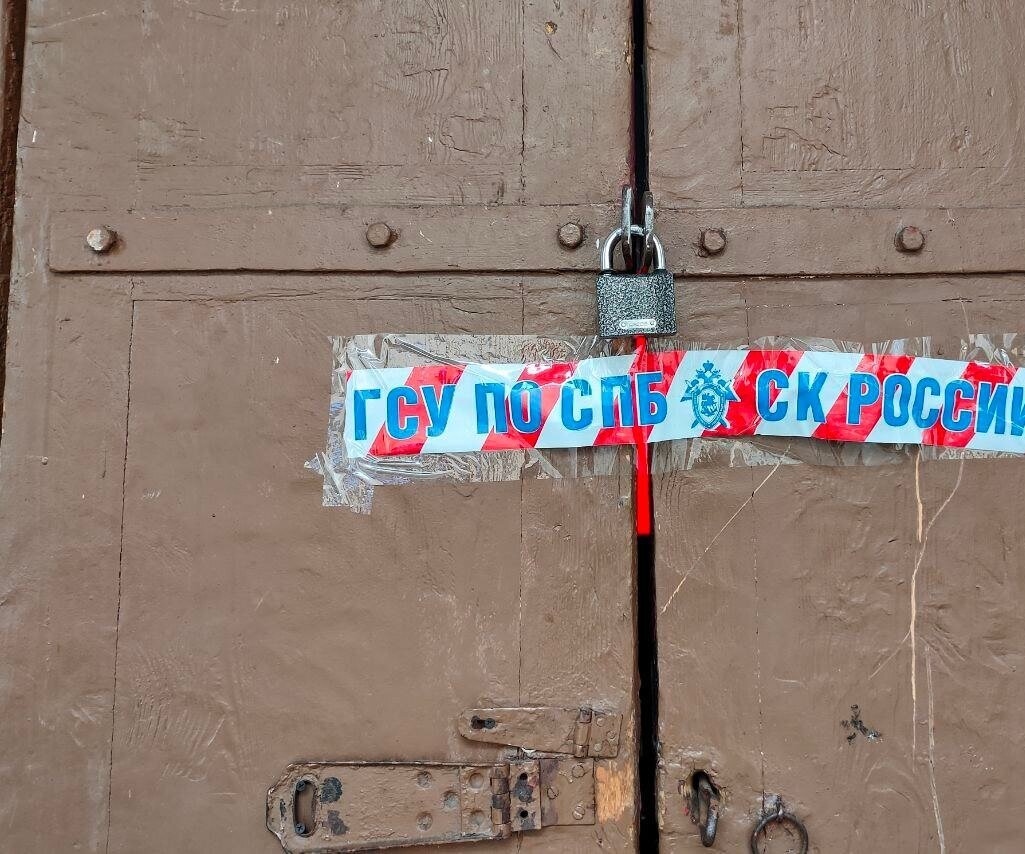     В Петербурге на Думской и Ломоносова опечатали около 20 баров