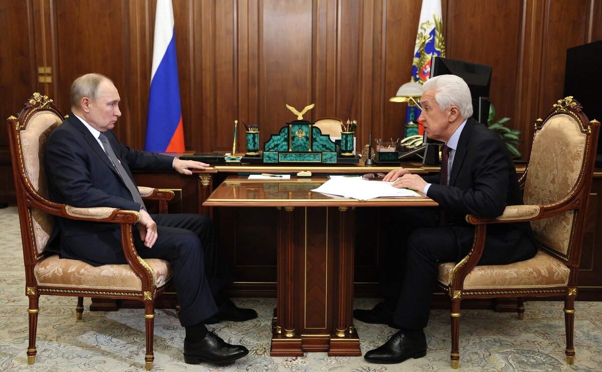 Фото с http://kremlin.ru/