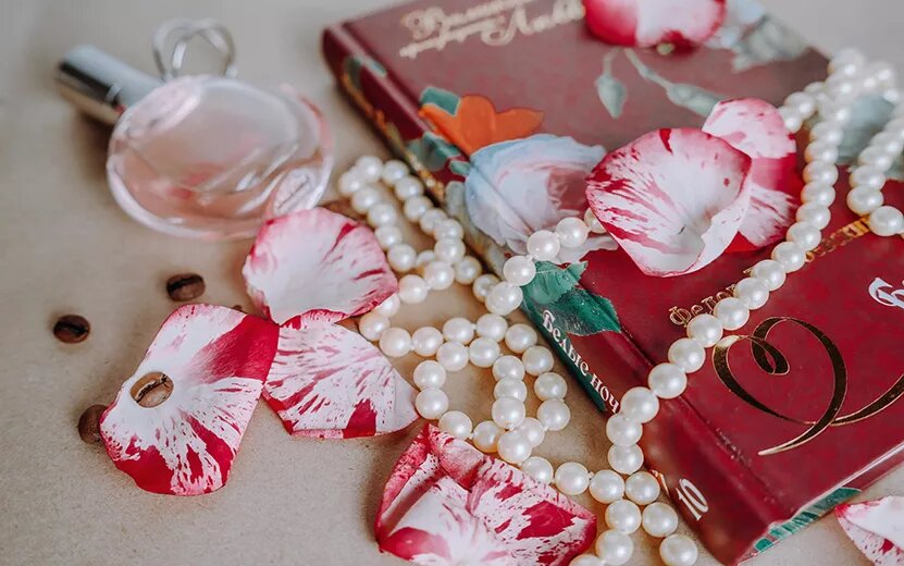    Гороскоп на день: 25 марта Тельцы проведут день в объятиях любимого человека, а у Дев обострятся хронические заболевания