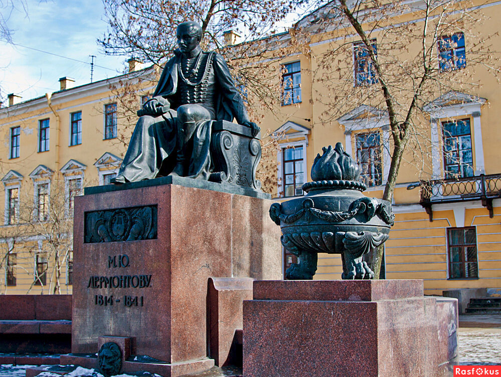 памятник м ю лермонтову на лермонтовском проспекте. памятник м ю лермонтову микешин. памятник лермонтову (санкт-петербург, лермонтовский проспект). памятник м ю лермонтову на лермонтовском проспекте. памятник лермонтову на лермонтовском проспекте 54.