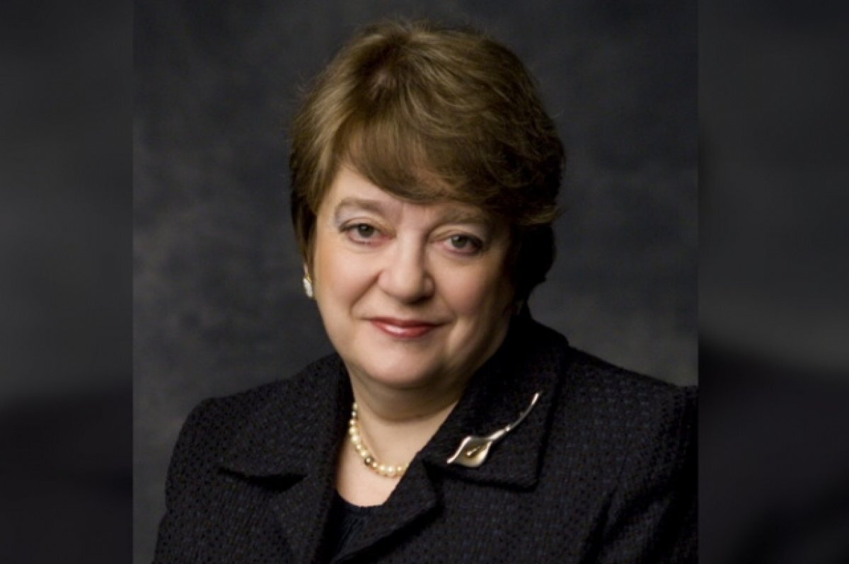    Елена Кальницкая покинула пост гендиректора ГМЗ «Петергоф»