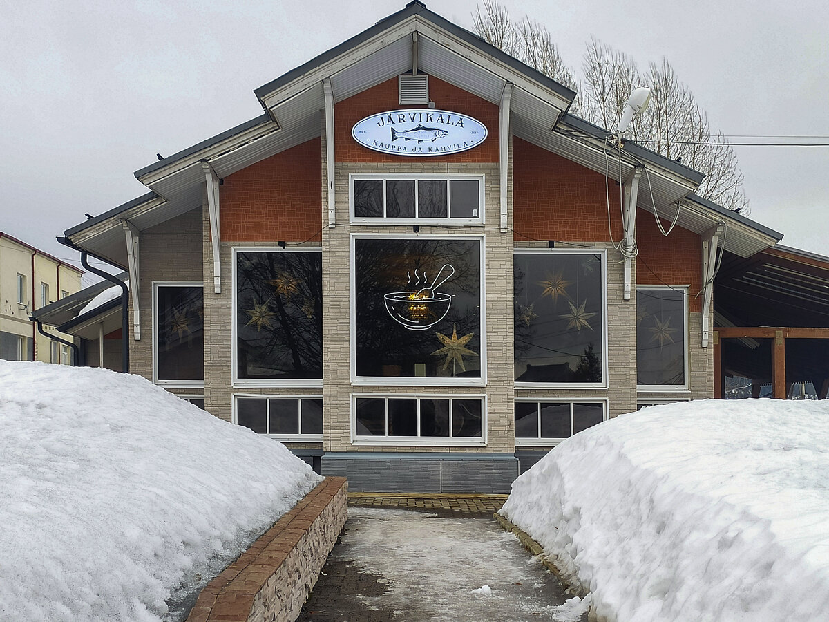 Кафе снаружи