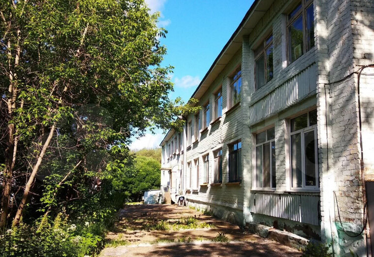    Стоимость базы отдыха составляет 90 миллионов рублей