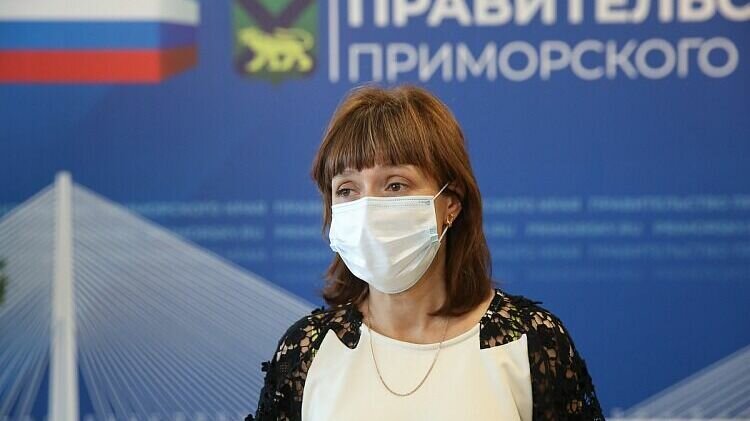     Ситуация по COVID-19 в Приморье постепенно стабилизируется, однако перед майскими каникулами и летним отдыхом врачи настоятельно рекомендуют жителям региона пройти вакцинацию от коронавирусной инфекции.