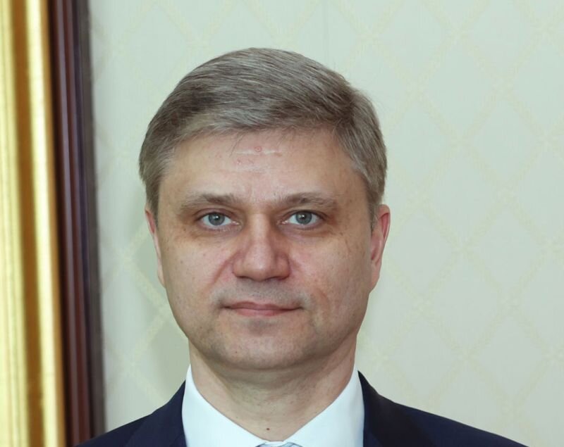 Олег Белозёров