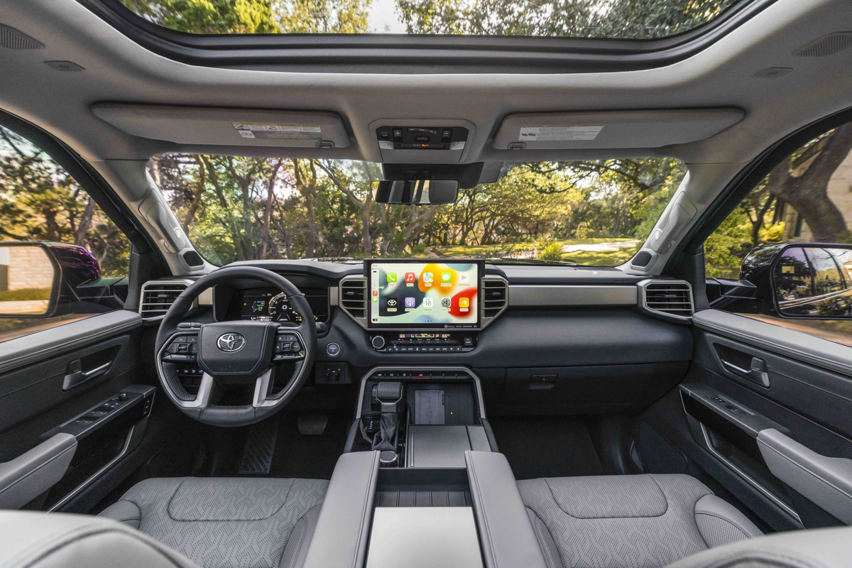 Toyota Sequoia 2023 TRD