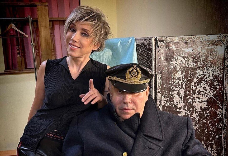     Стас Садальский и Елена Воробей заняты в совместном антрепризном спектакле и приятельствуют. Фото: соцсети.