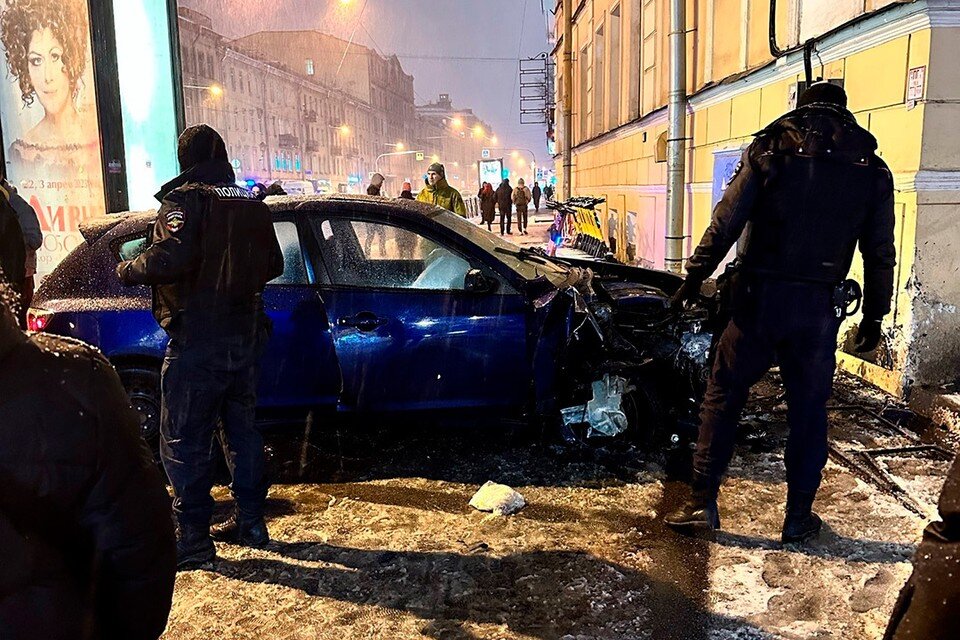 Питер в огне. Полиция проводит проверку.