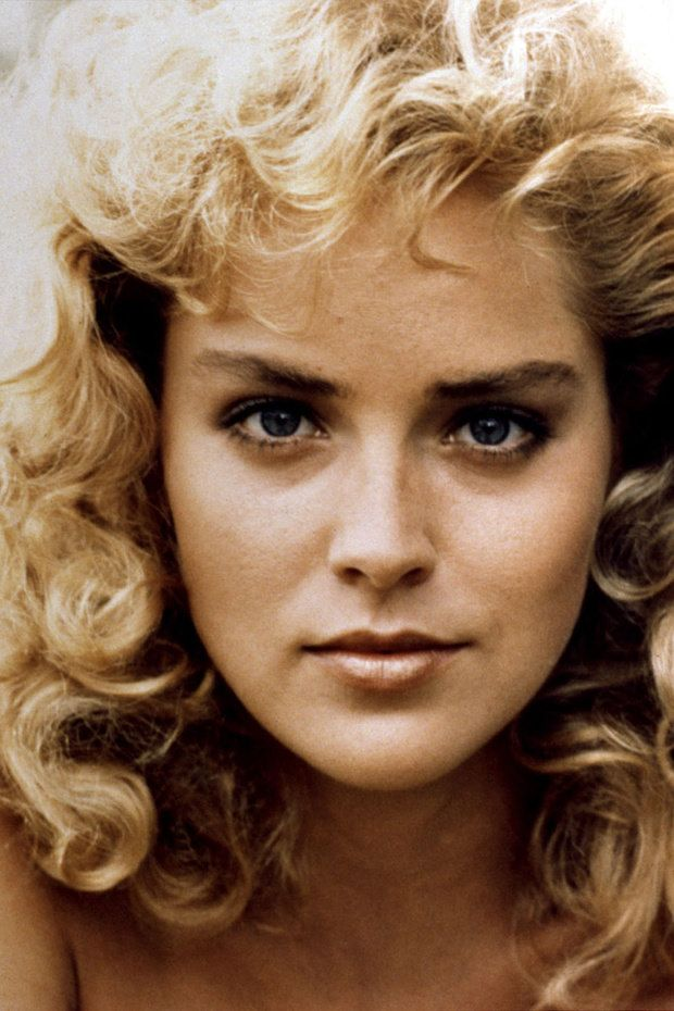 Шерон Стоун - американская актриса. Сахарным диабетом 1-ого типа страдает с раннего детства. Сейчас ей 65 лет.