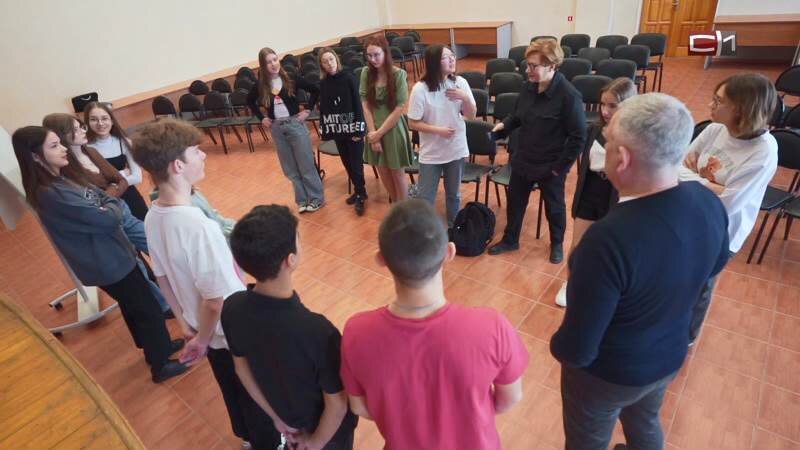    Сургутские школьники проводят каникулы на образовательной смене «Апгрейдер»