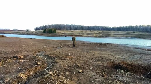 Чем дальше от берега, тем больше находок: поиск на пересохшем озере. Часть 1.