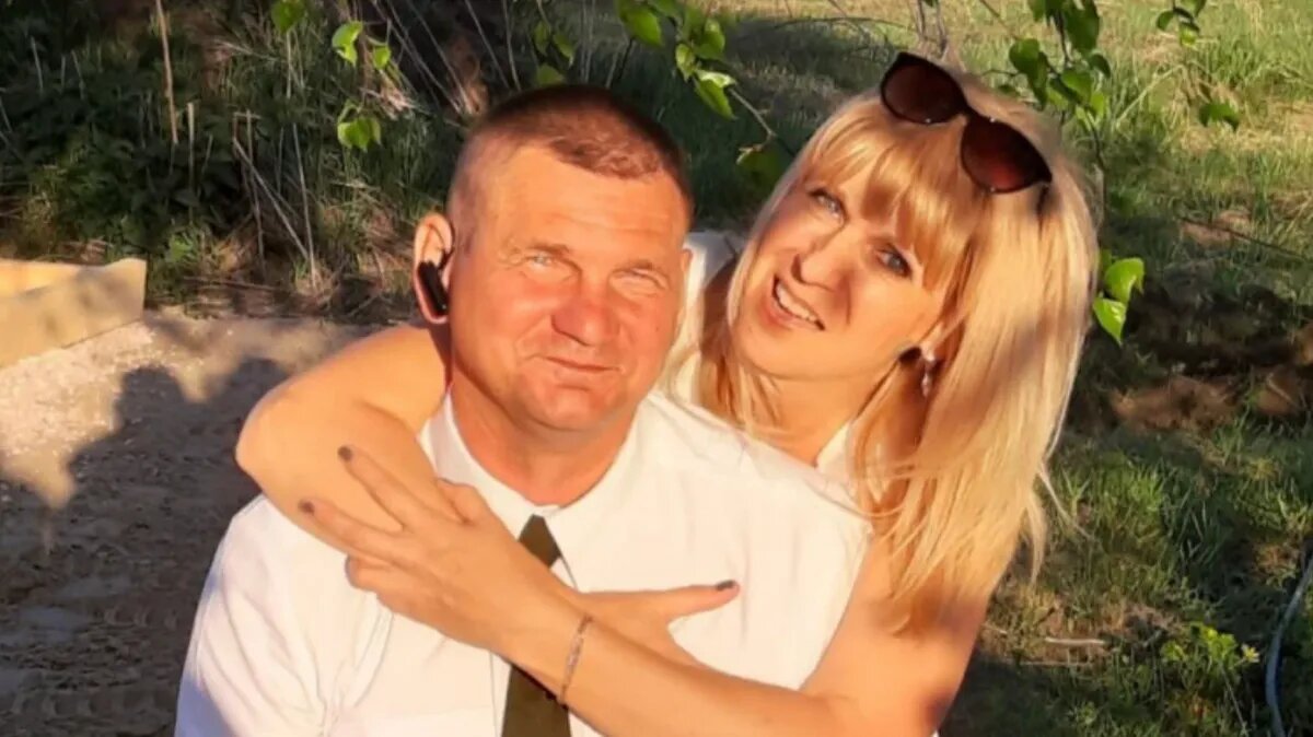 Сергей Корнеев с женой Еленой. Фото: опубликовано VN.RU