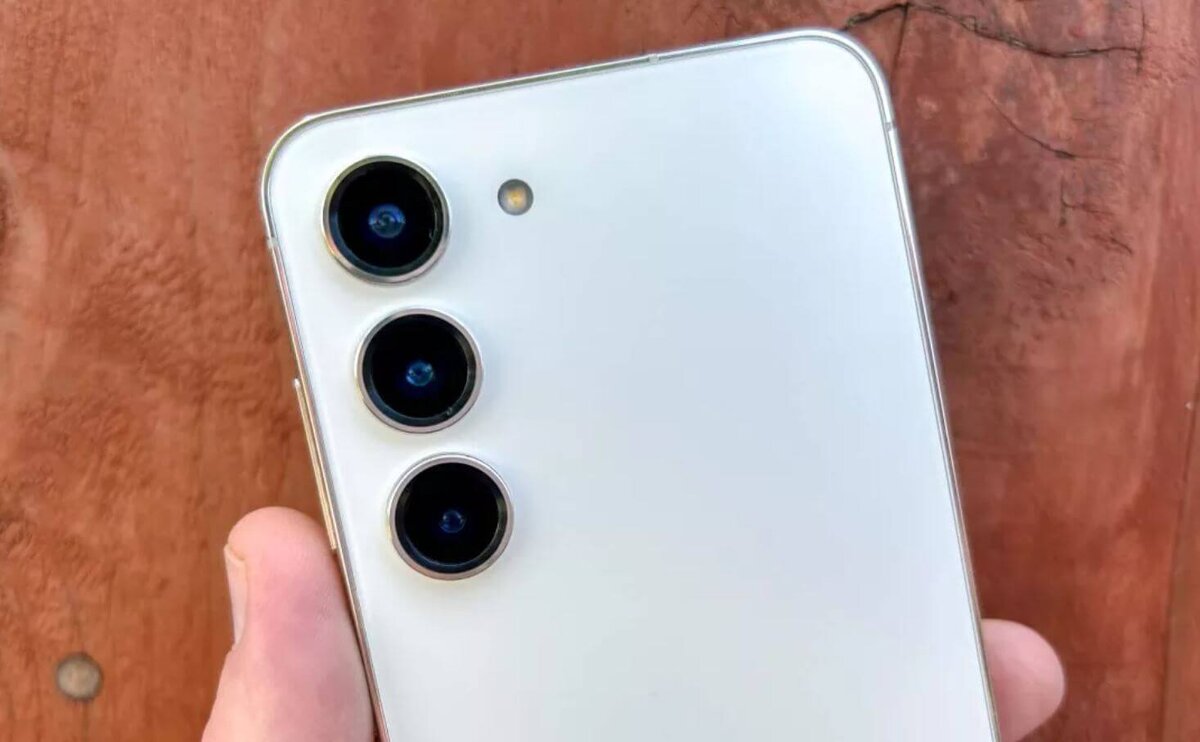    Новый Samsung Galaxy S23 FE уже на подходе. Вот что о нем известно