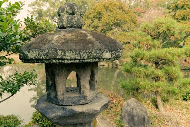 https://img.freepik.com/free-photo/ancient-stone-lantern-in-traditional-japanese-zen-garden-in-kyoto-japan-focus-on-lantern_276479-798.jpg?size=626&ext=jpg