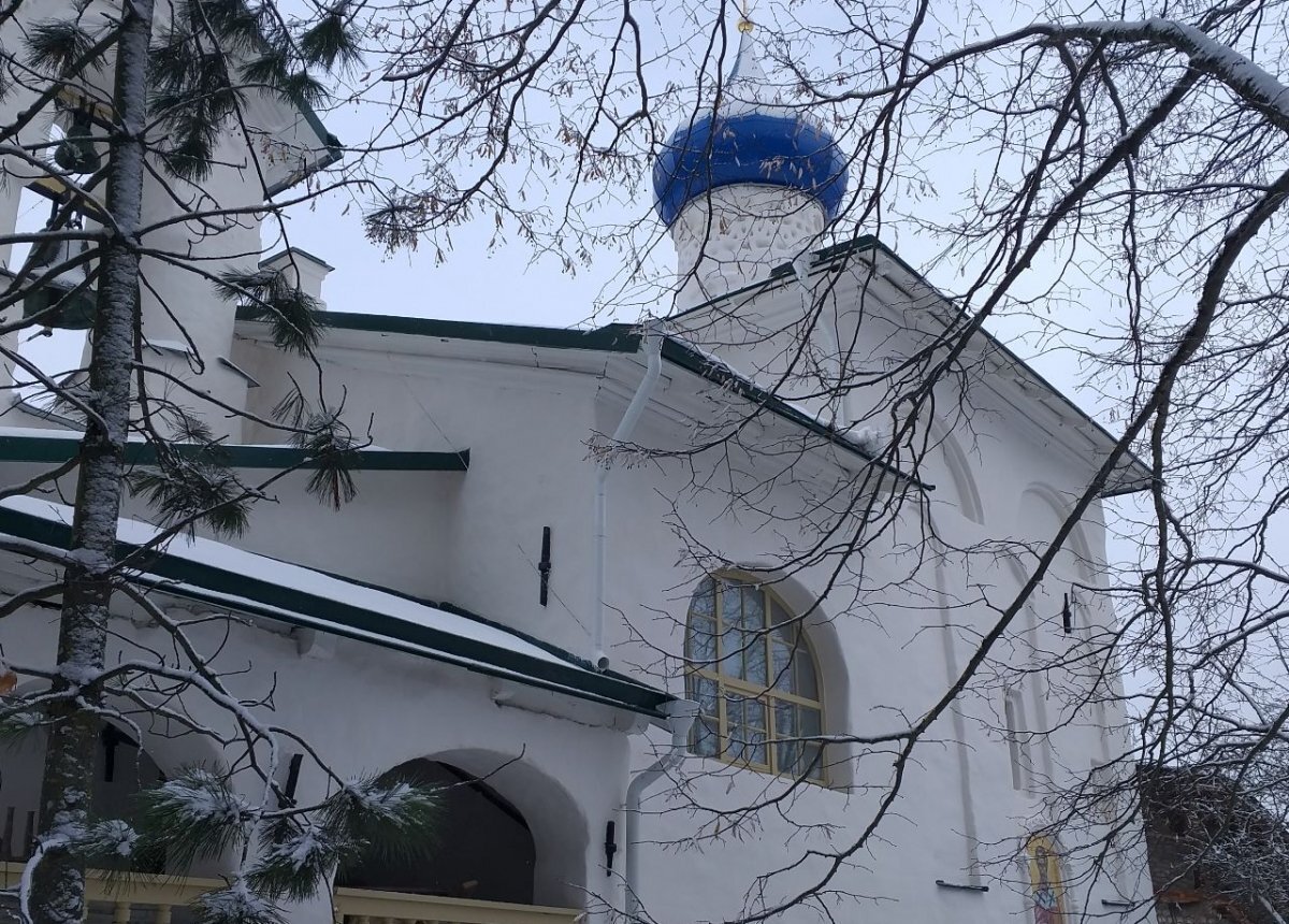    Первые Богослужения в церкви Николы Вратаря в Печорах начнутся в конце мая