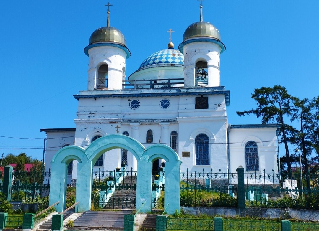 Свято-Троицкая церковь в Полазне