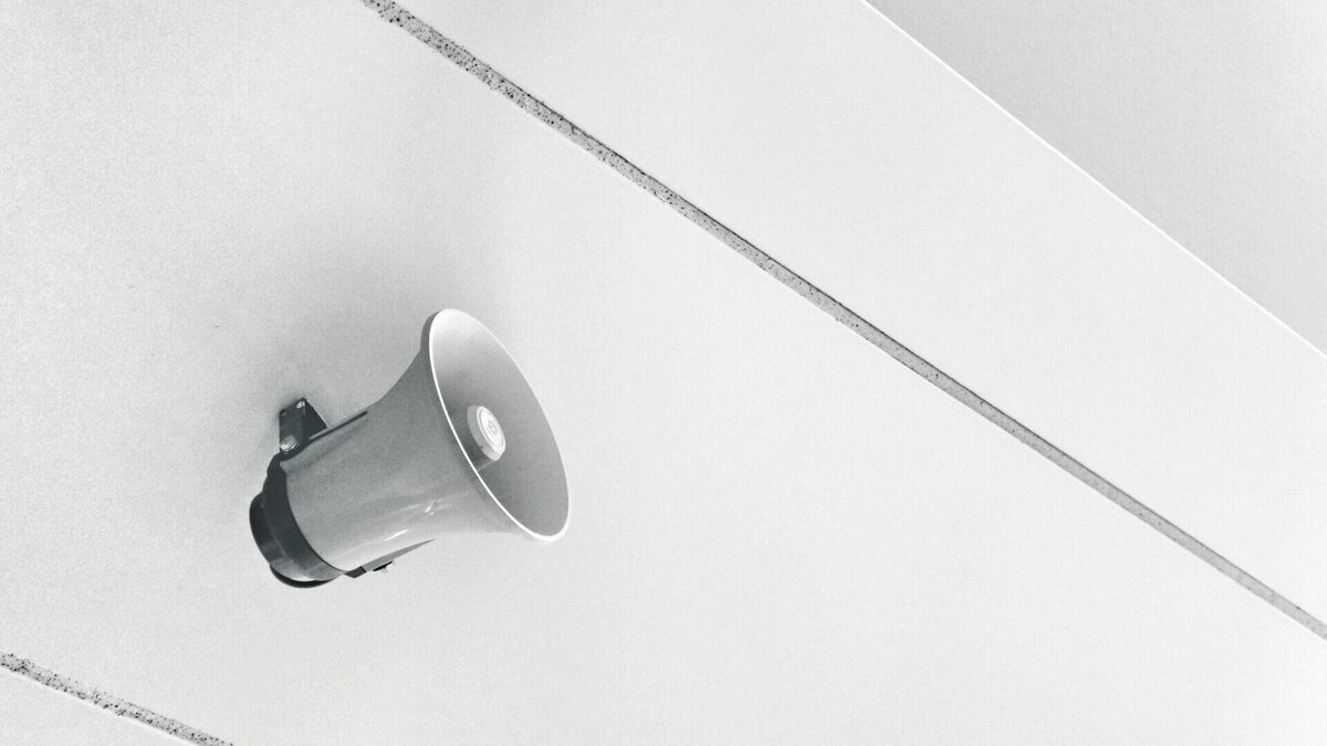     Проверка должна была состояться завтра. О причинах отмены не сообщается.