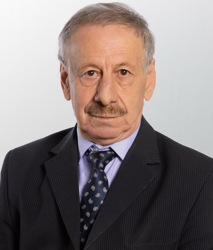 На фото:  Абдулла Рамазанович Абдуллаев.