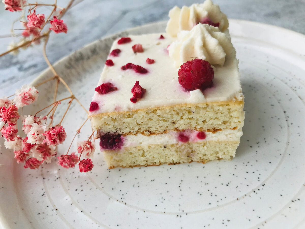 Готовлю нежный кокосовый торт с творожным кремом и малиной | Волшебная  Кулинария | Дзен