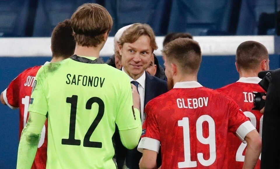     Сборная России по футболу вновь сыграет в крупном турнире  REUTERS