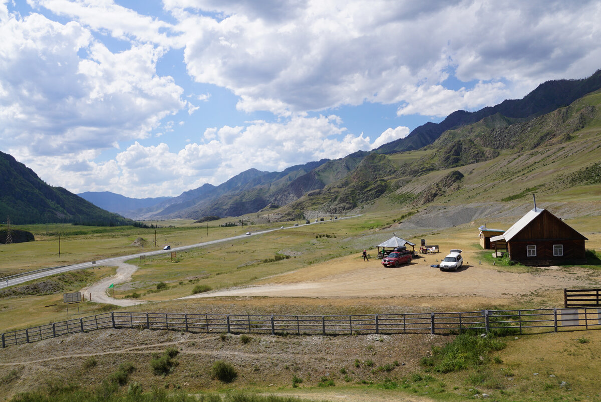 Вид из урочища на Чуйский тракт.все фото автора