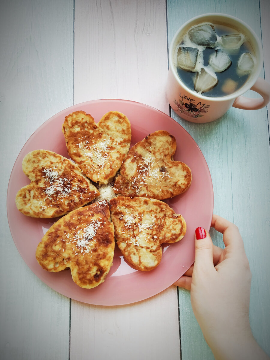 Быстрый и вкусный завтрак - банановые оладьи. Самый простой и легкий рецепт,  приготовить сможет даже ребенок | ДЕВУШКА СО СТАЖЕМ | О ЖИЗНИ, КАК ОНА ЕСТЬ  | Дзен