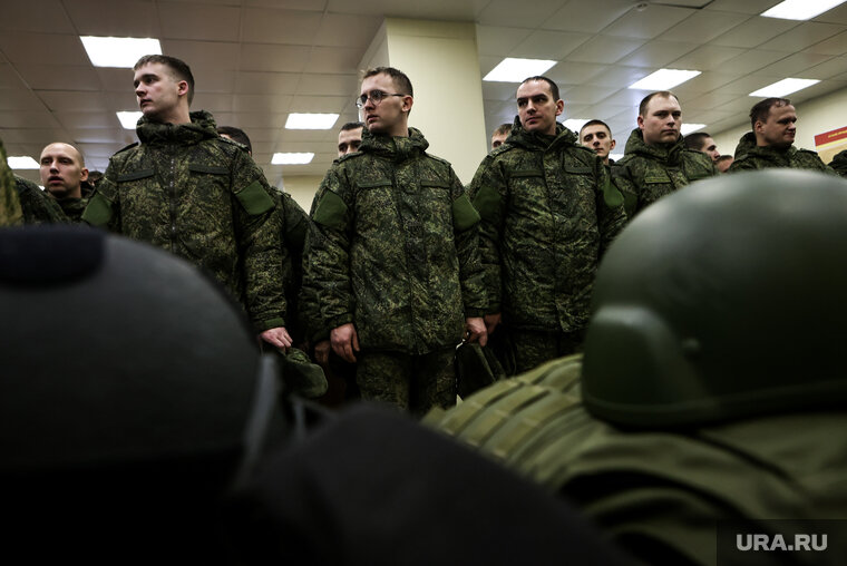    Желающих подписать контракт с Минобороны РФ ждут в пункте отбора на военную службу по контракту