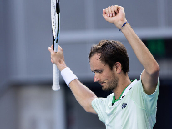     ДАНИИЛ МЕДВЕДЕВ. ФОТО: HU JINGCHEN/XINHUA/GLOBALLOOKPRESS