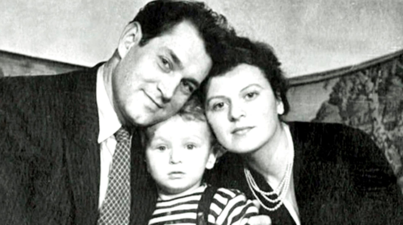 Владлен Давыдов с Маргаритой Анастасьевой и сыном Андреем                                   фото tayni-mirozdaniya.ru