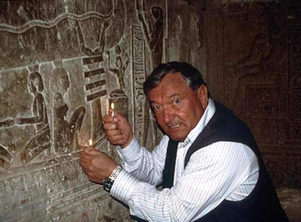 Эрих фон Дэникен.
