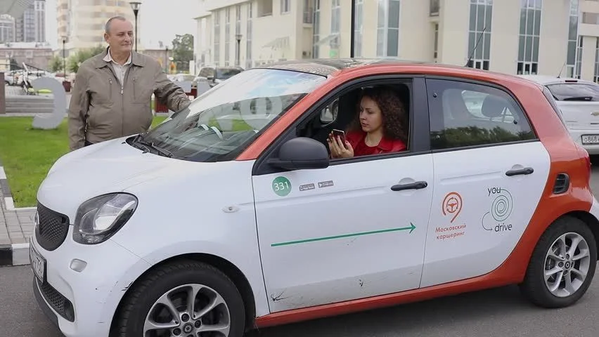 ФОТО: https://ak.picdn.net/shutterstock/videos/1018381225/thumb/1.jpg